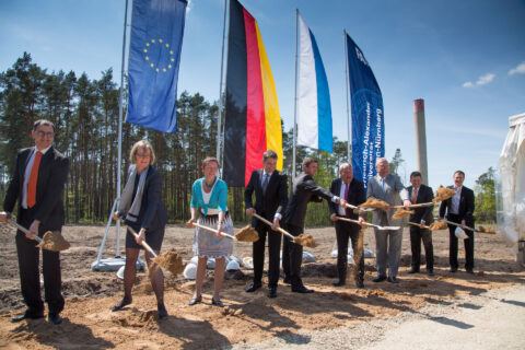 Groundbreaking ceremony for new research centre building. (Image: FAU/Erich Malter)